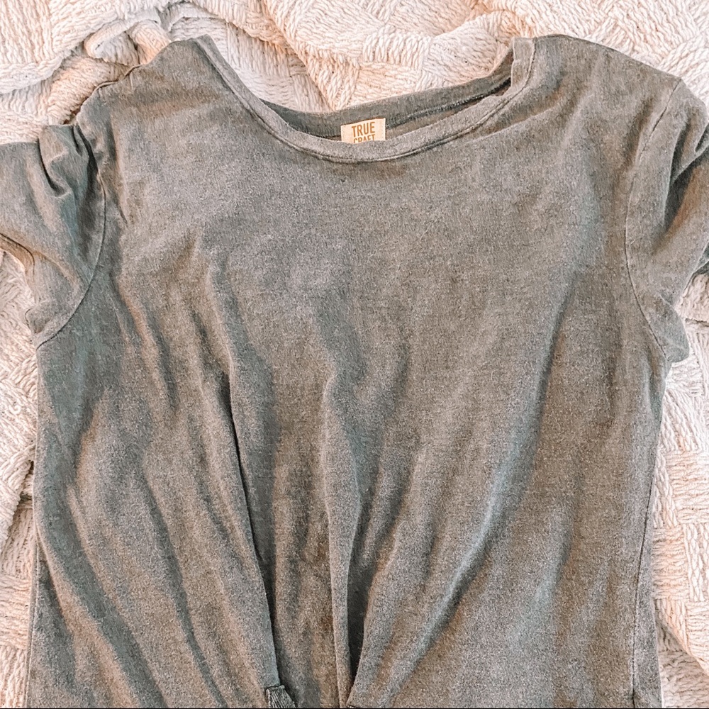 Short sleeve tee